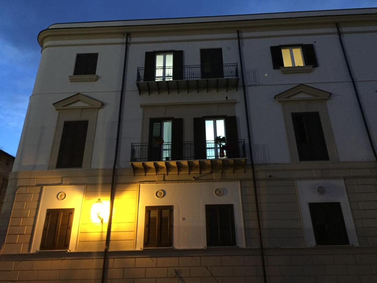 B&B Ohana Palermo Exterior photo